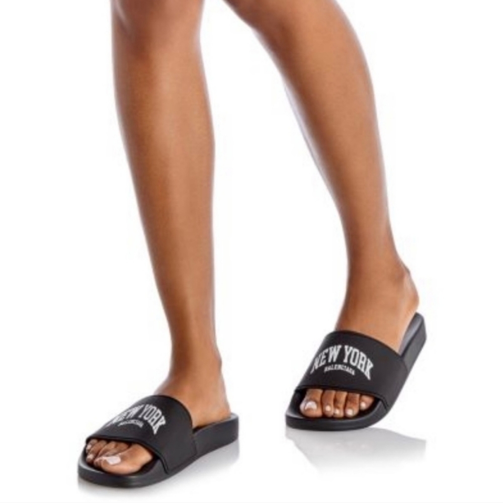BALENCIAGA Cities New York Logo Slides - Picture 13 of 14
